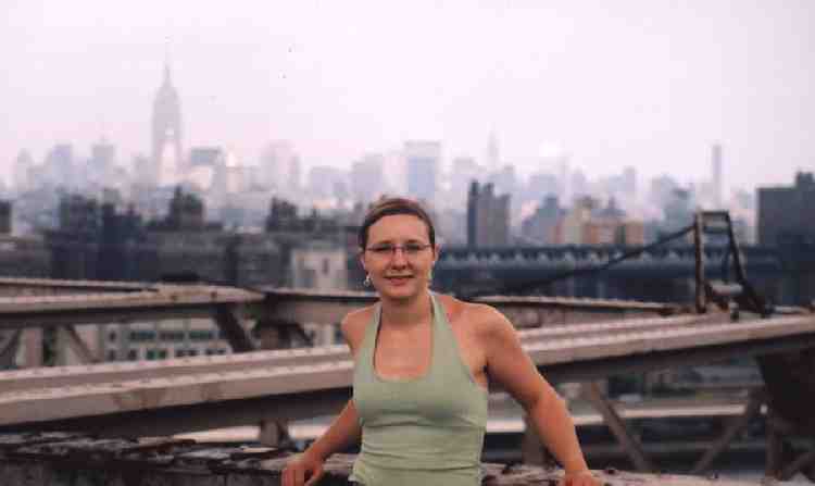 Helena on the Brooklyn Bridge!
